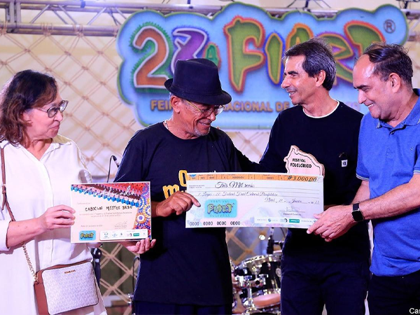 Com apoio da Prefeitura, grupo de Caboclos do Mestre Bebé conquista o 1º lugar no Festival FIART Cultural.